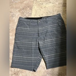 VOLCOM size 36 shorts
